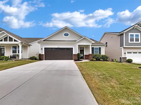 1695 Rutledge Hills Dr, York, SC 29745