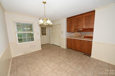 213 9th St NE, Conover, NC 28613 photo 14
