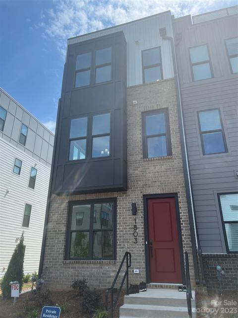 1803 Dunavant St, Charlotte, NC 28203
