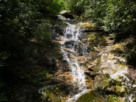 0 Laurel Creek Rd, Banner Elk, NC 28604