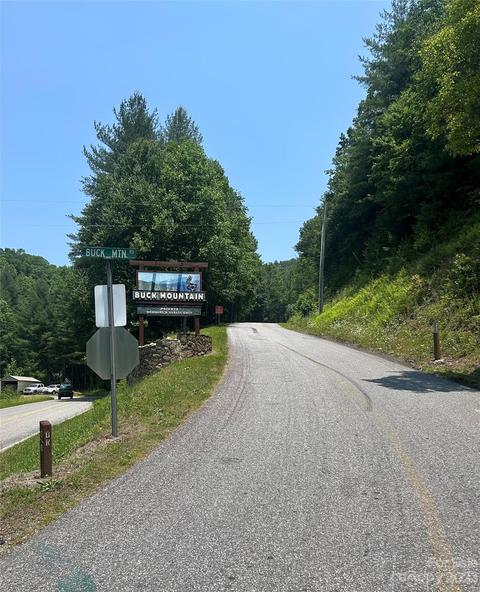 242 Bulltown Dr, Purlear, NC 28665