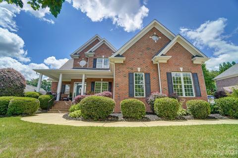 1105 Legacy Ln, Fort Mill, SC 29708