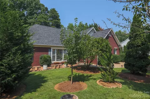 6901 Flaxton Dr, Mint Hill, NC 28227 photo 3