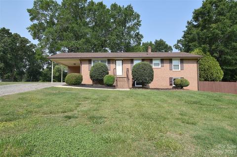 2109 Grandhaven Dr, Concord, NC 28027