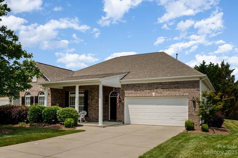 112 Pine Lake Dr, Monroe, NC 28110