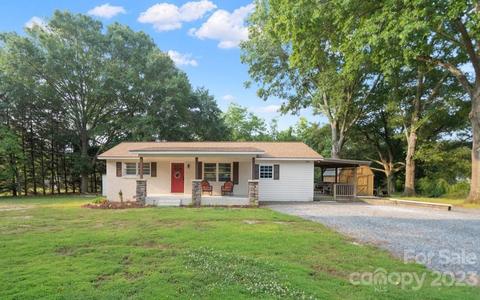 204 Elm St, Locust, NC 28097