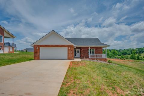 145 Augusta Dr, Spindale, NC 28160