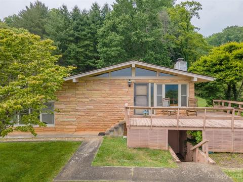 1052 Monteith Branch Rd, Sylva, NC 28779 photo 4