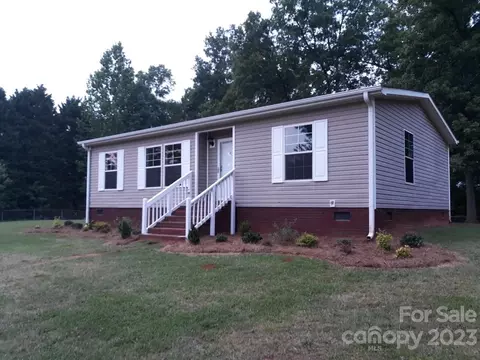 2998 Pratt St, Sharon, SC 29742