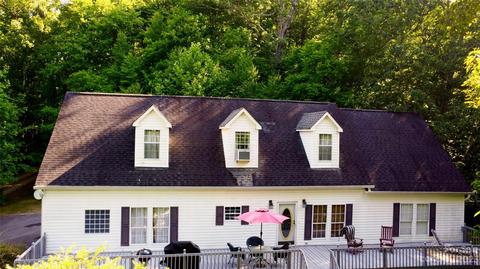 50 Homewood Rd, Candler, NC 28715