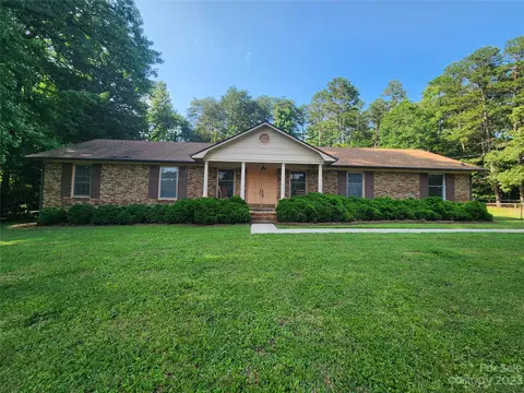 128 Devine St, Stanley, NC 28164 photo 34
