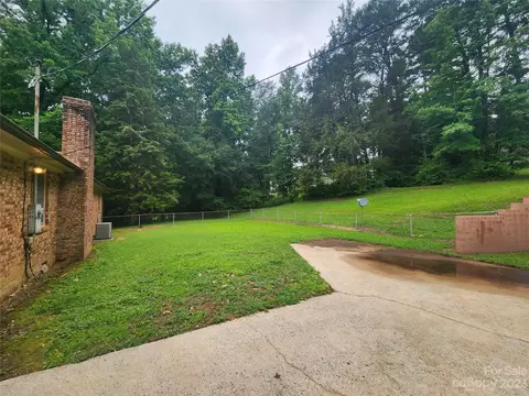 128 Devine St, Stanley, NC 28164 photo 9