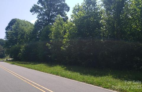2517 Fire Department St, Newton, NC 28658