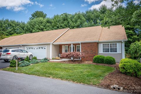 1110 Citation Cir, Hendersonville, NC 28739
