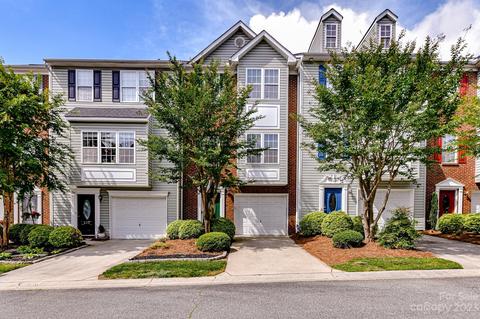 337 Rock Ridge Ln, Mount Holly, NC 28120