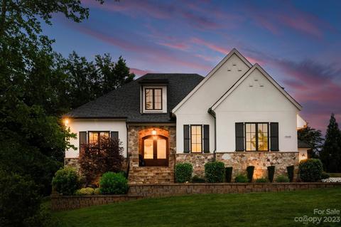 19608 Olde Spring Ct, Cornelius, NC 28031