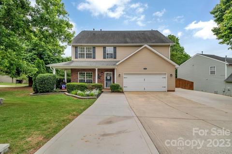 3318 Kingshire Way, Clover, SC 29710