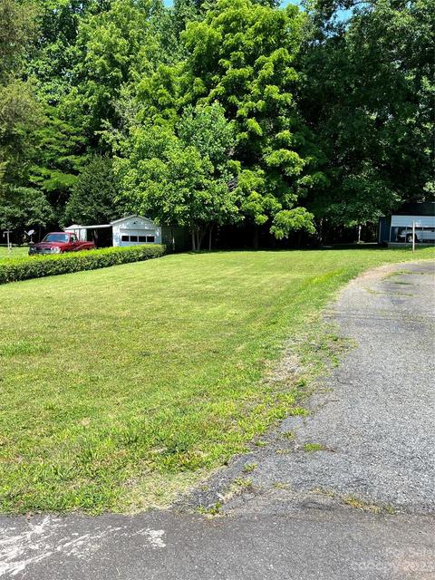 Nnn Waverly Street, Mount Holly, NC 28120