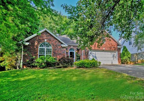 6911 Culloden More Ct, Charlotte, NC 28217