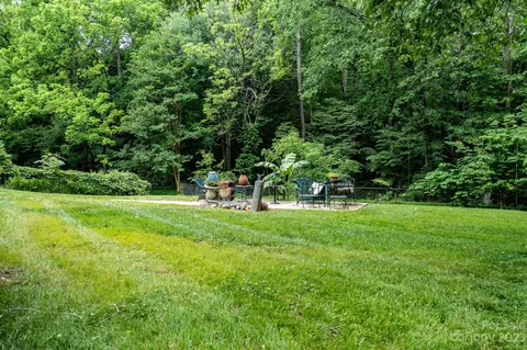 1917 Lakeside Ln, Conover, NC 28613 photo 35