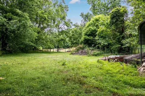 1917 Lakeside Ln, Conover, NC 28613 photo 45
