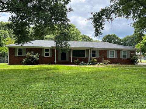 6255 Lynwood Dr, Concord, NC 28027