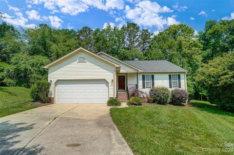 257 Forest Pond Rd, Kannapolis, NC 28083