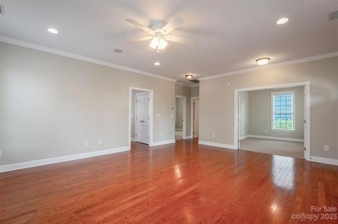 18126 Ebenezer Dr, Cornelius, NC 28031 photo 9