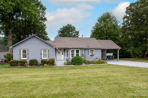 6035 Sullins Rd, Charlotte, NC 28214