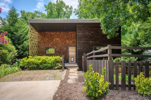 92 Fenner Ave, Asheville, NC 28804