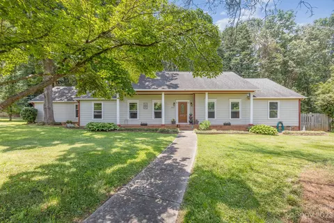 2907 Gateshead Ct, Gastonia, NC 28054