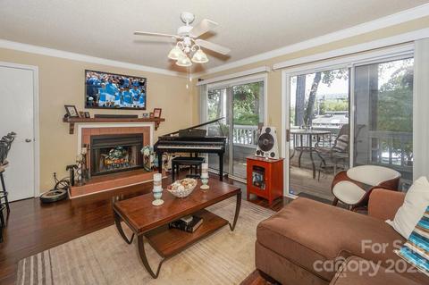 211 Northwest Dr, Davidson, NC 28036 photo 7
