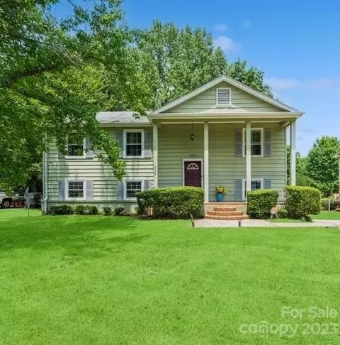 6925 Random Pl, Charlotte, NC 28215