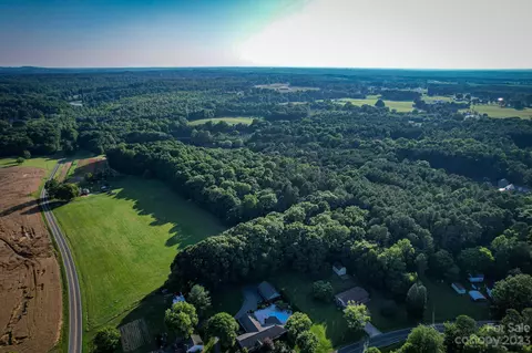 745 Hopewell Church Rd, Catawba, NC 28605