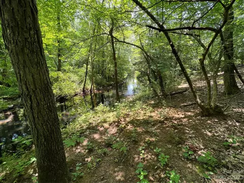 2206 Old Camden Rd, Monroe, NC 28110 photo 4
