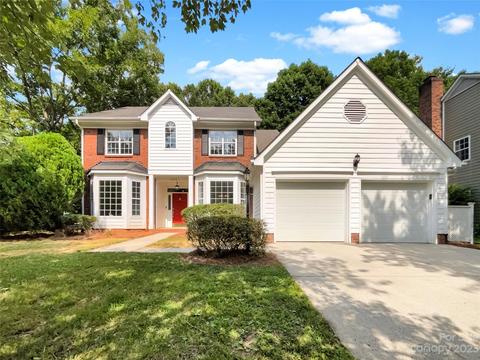 10736 Schooner Bay Ln, Charlotte, NC 28215
