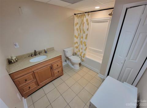 6530 Emory Dr, Hickory, NC 28601 photo 43