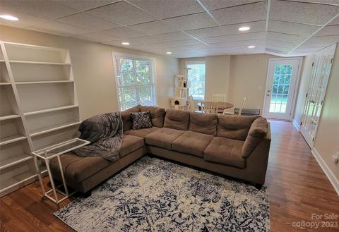 6530 Emory Dr, Hickory, NC 28601 photo 40