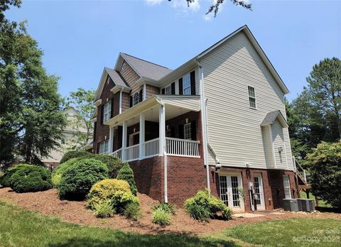 6530 Emory Dr, Hickory, NC 28601 photo 3