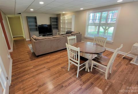 6530 Emory Dr, Hickory, NC 28601 photo 41