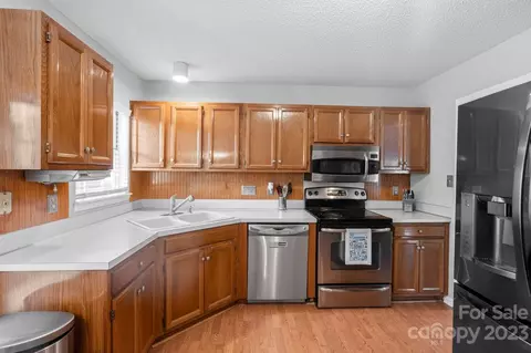 13836 Poppleton Ct, Charlotte, NC 28273 photo 7