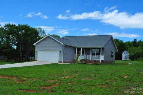 150 Cora Ln, Olin, NC 28660