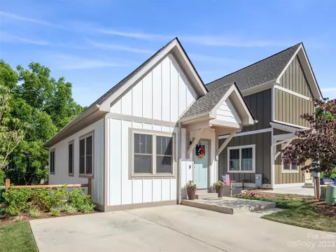 50 Wheeler Rd, Weaverville, NC 28787