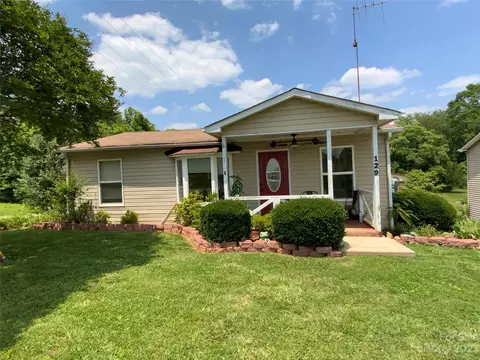 129 Cowan Ln, Statesville, NC 28625