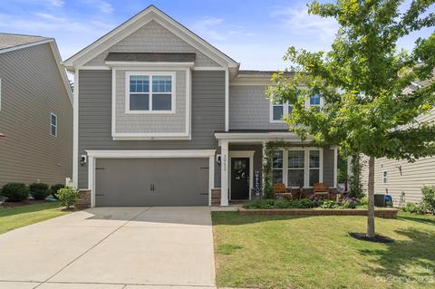 3952 Lake Breeze Dr, Sherrills Ford, NC 28673