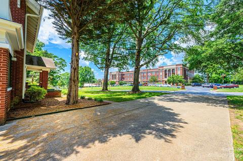 264 3rd Ave NE, Hickory, NC 28601 photo 10