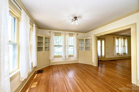 264 3rd Ave NE, Hickory, NC 28601 photo 25