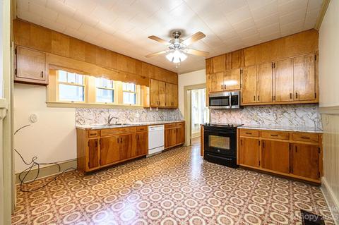 264 3rd Ave NE, Hickory, NC 28601 photo 27