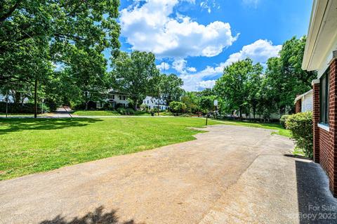 264 3rd Ave NE, Hickory, NC 28601 photo 9