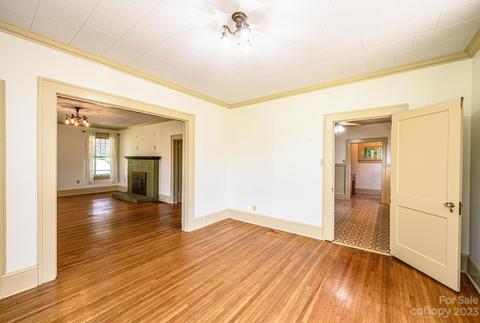 264 3rd Ave NE, Hickory, NC 28601 photo 26
